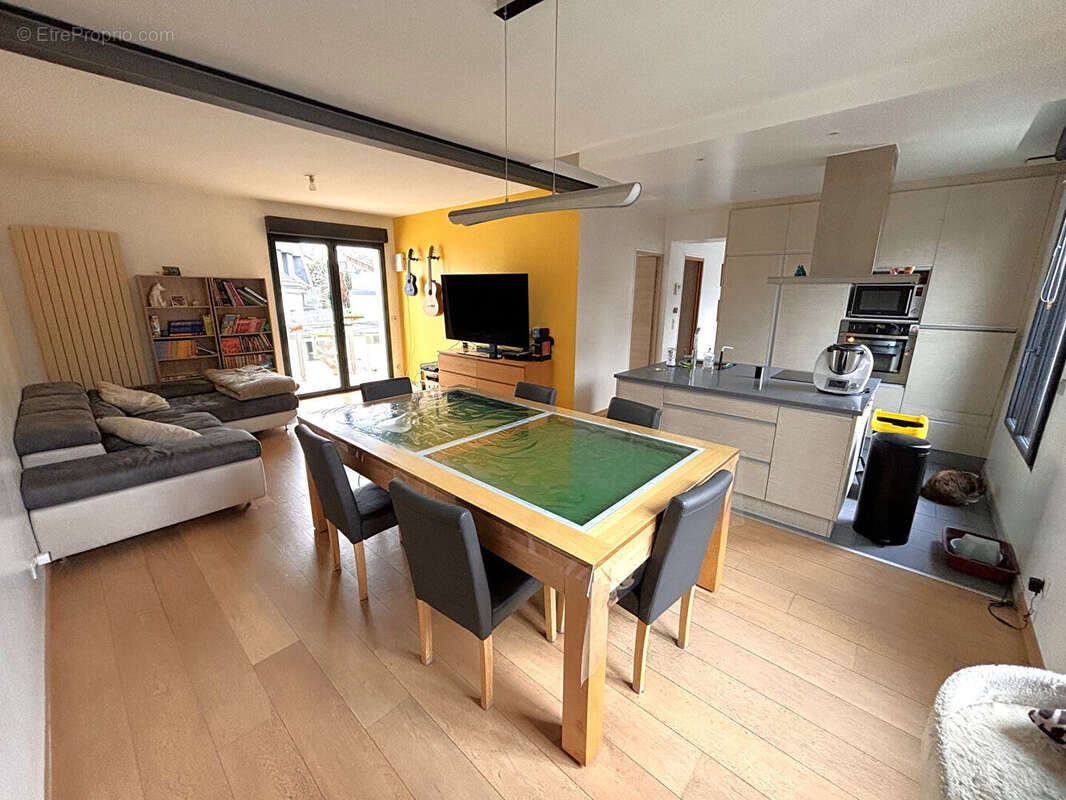 Maison à VILLEMOMBLE