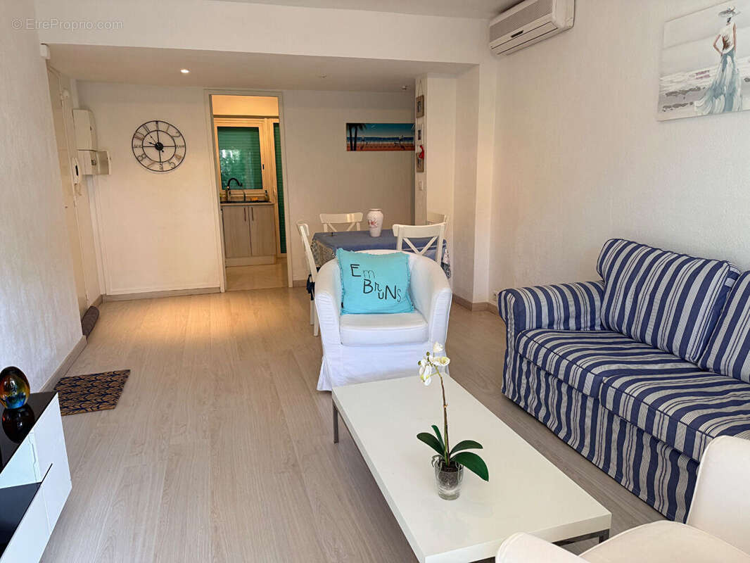 Appartement à SAINT-RAPHAEL