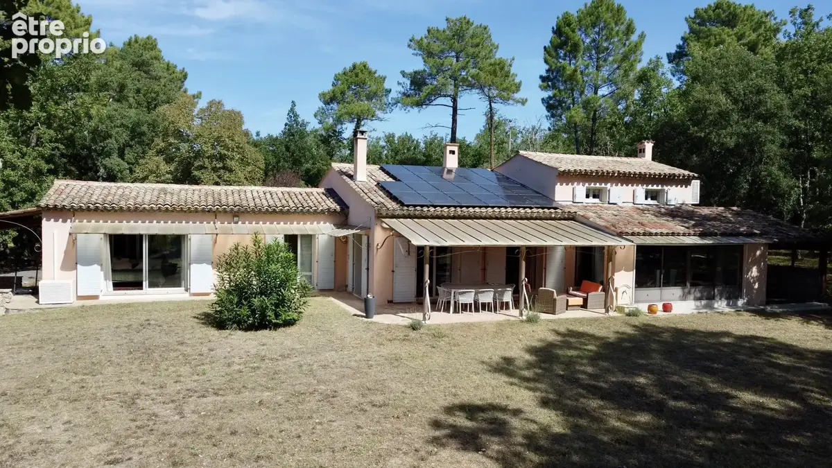 Élégante propriété avec villa principale, mazet en pierres et piscine - photo 14