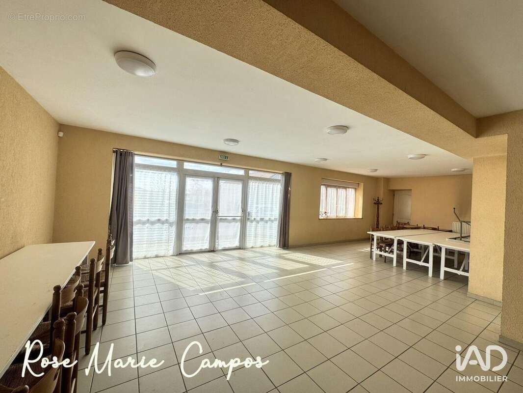 Photo 4 - Commerce à MONTCEAU-LES-MINES