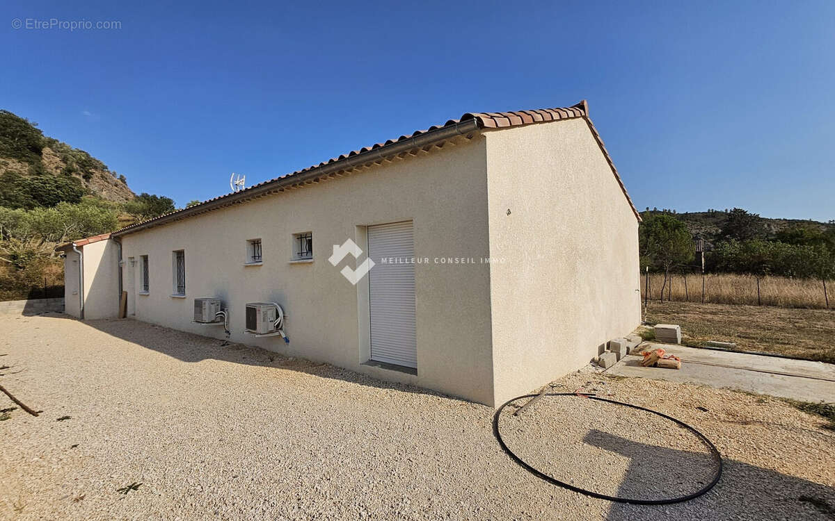 Maison 145 m² à Banne  - photo 4