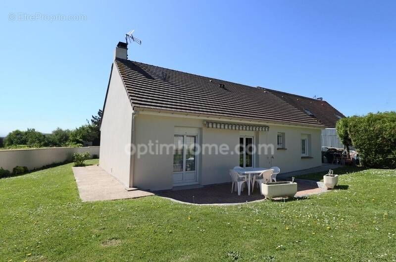 Maison à MOUSSY-LE-NEUF