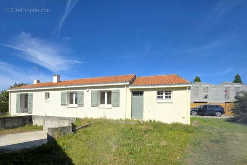 Maison à CHEMERE