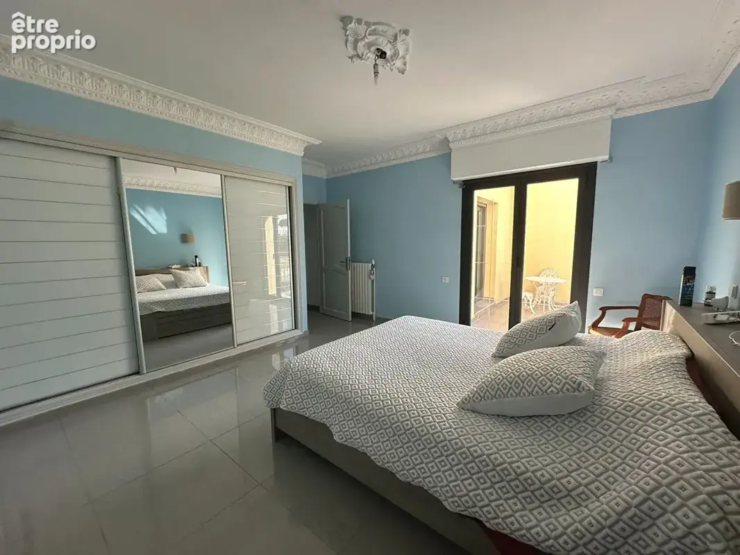 Maison 4 faces sur terrain de 3394 m2 (constructible) avec piscine - photo 13