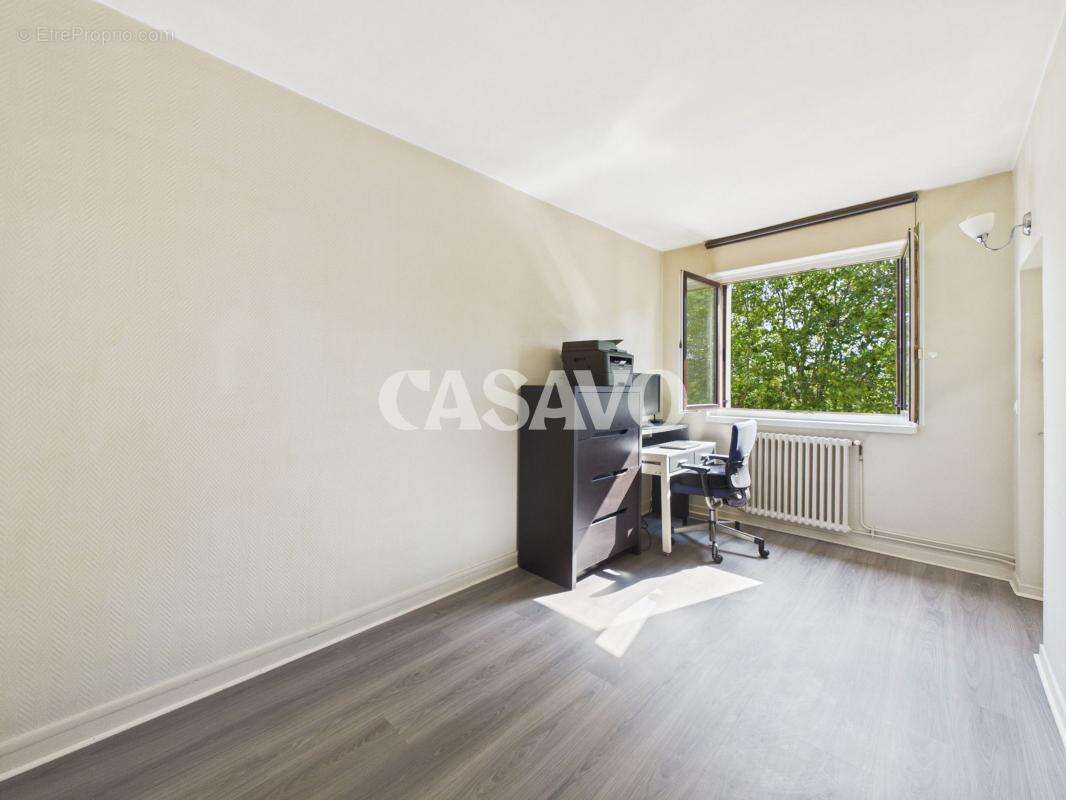 Vente Appartement 5 pièces de 87m² - 93330 Neuilly-sur-Marne - photo 9
