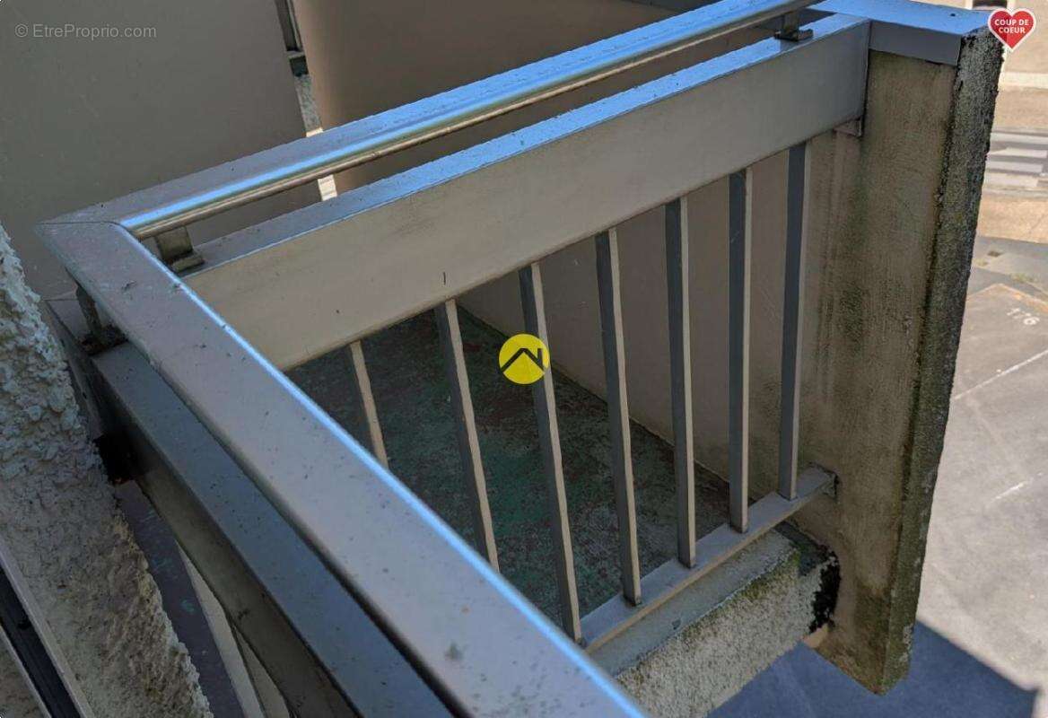 Apt T4. 87m².Garage.Parking.Cave - photo 11