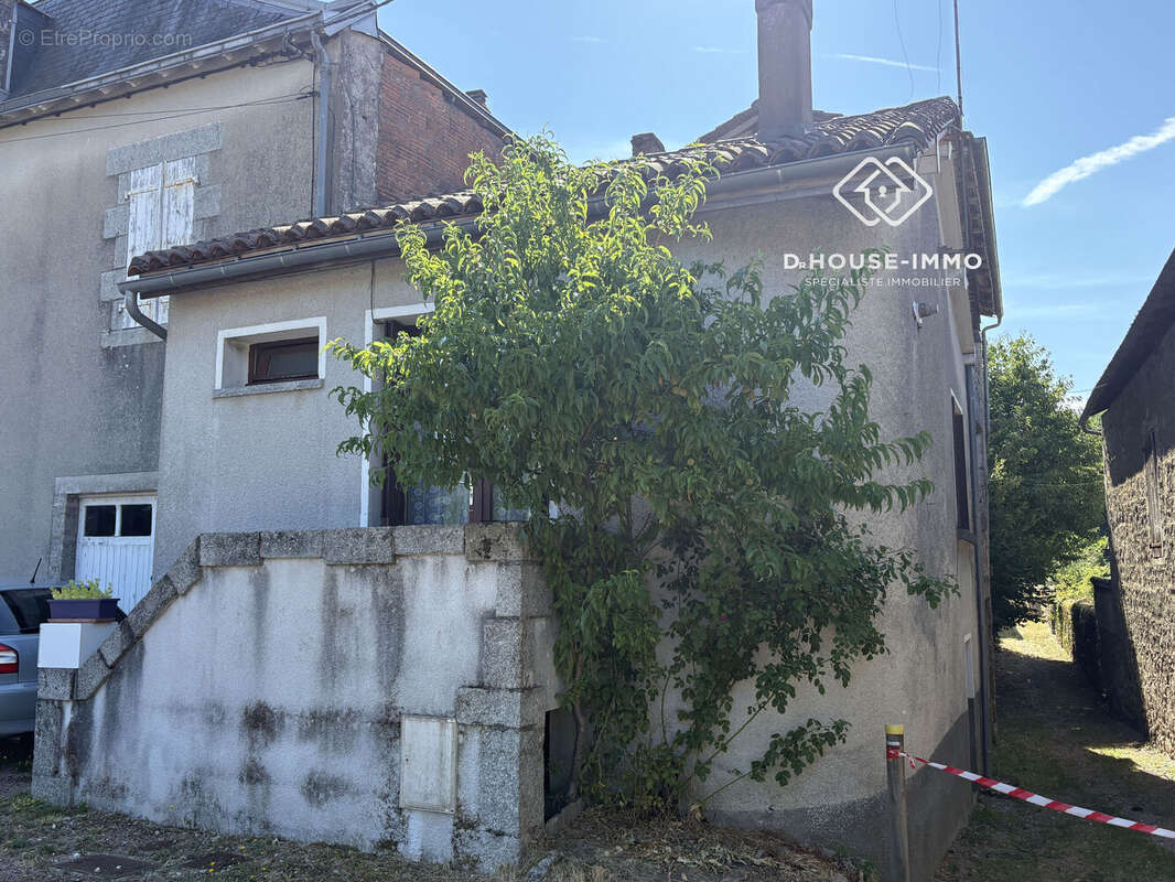 Maison 26 m² à Piegut-Pluviers  - photo 8