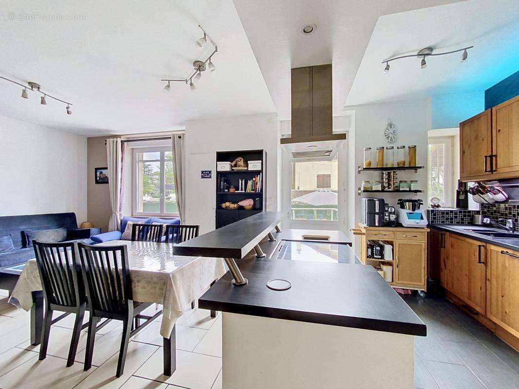 Appartement à GIVORS