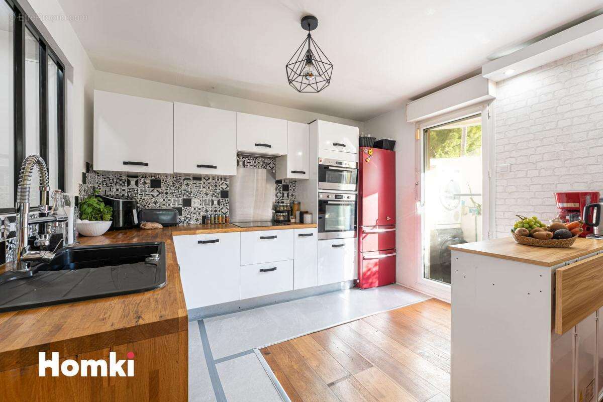 Appartement à MARSEILLE-8E