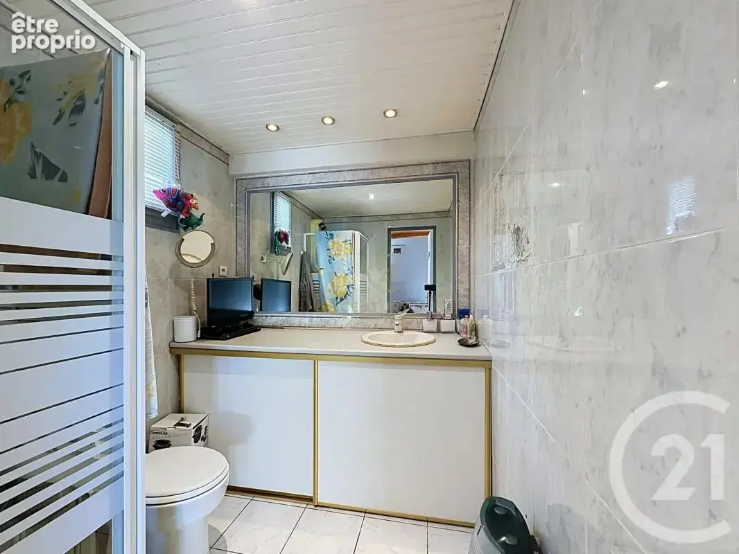 Maison 4 pièces 131 m² à vendre à Grigny (69520) - photo 17