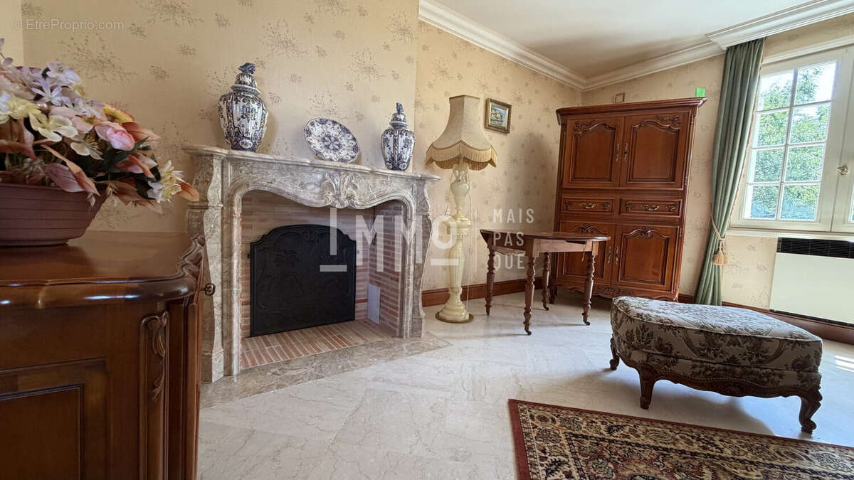 Maison 274 m² à Saint-Calais  - photo 6