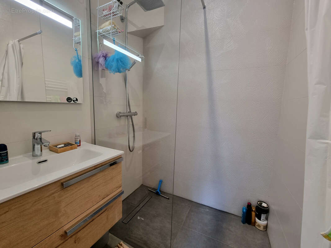 Appartement à NEUVECELLE