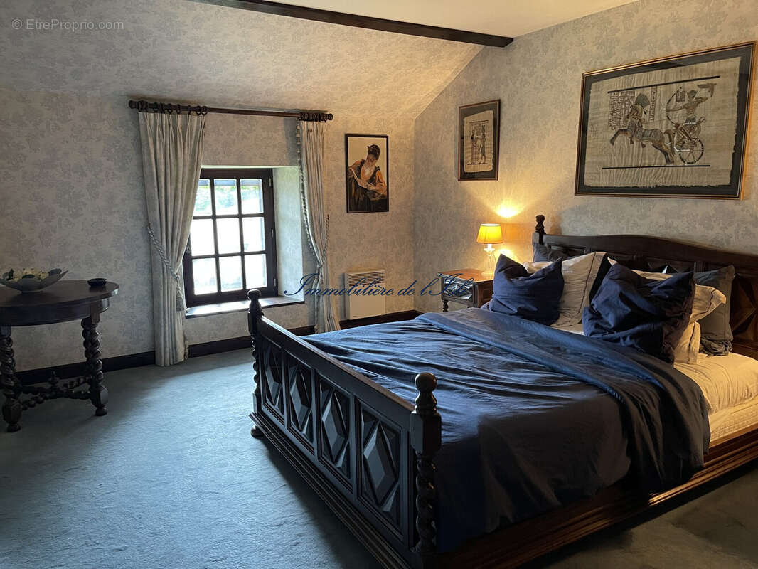 Maison à CHAMPNIERS-ET-REILHAC