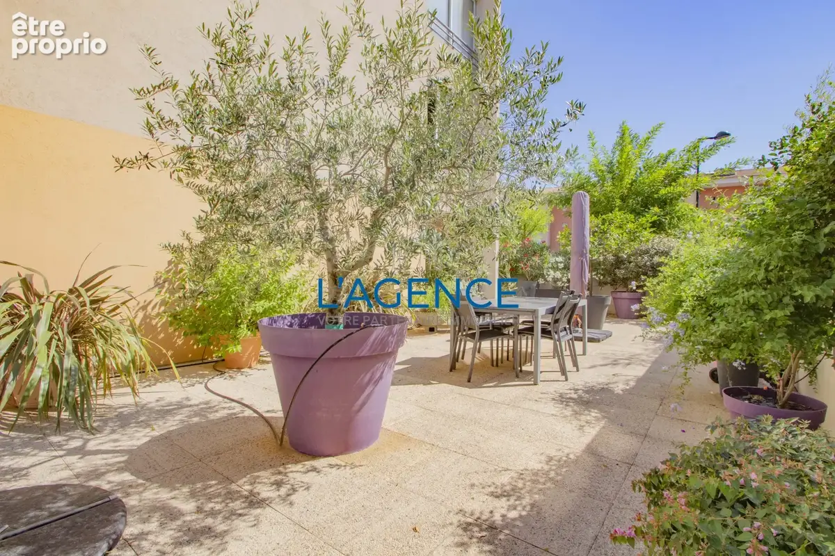 Hyères ouest  superbe T3 de 65m2 avec terrasse de 128m2 avec parking - photo 4