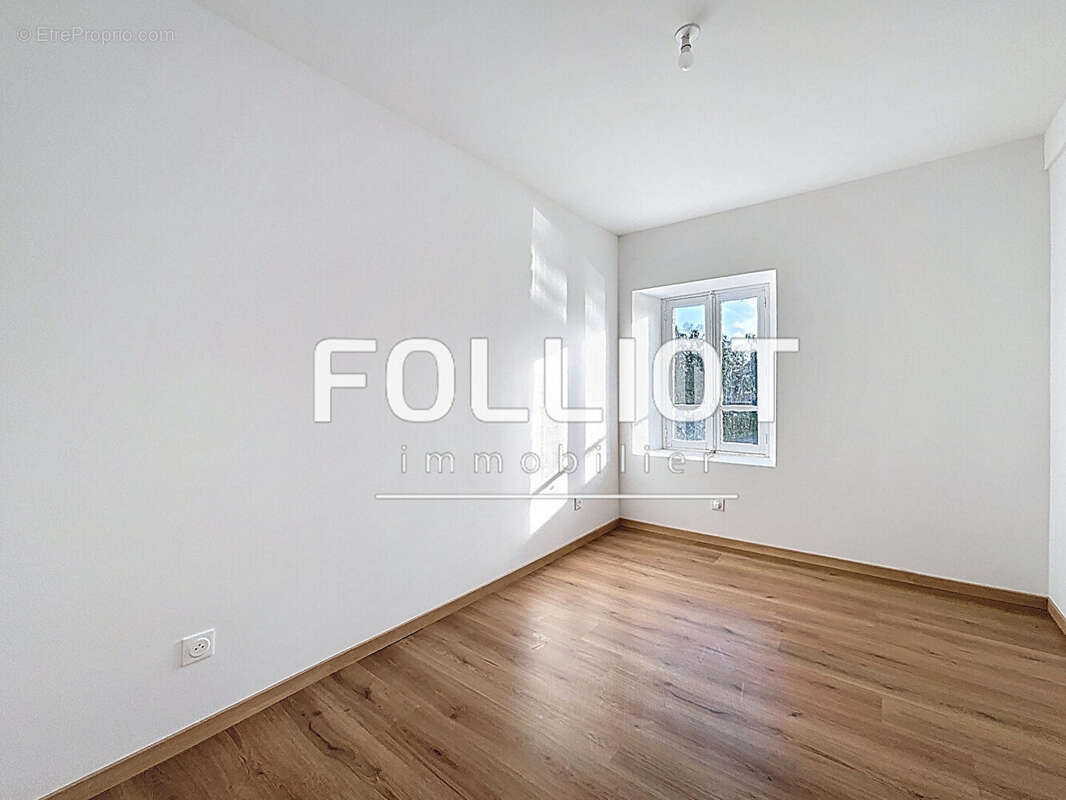 Maison à SAINT-SAUVEUR-LA-POMMERAYE