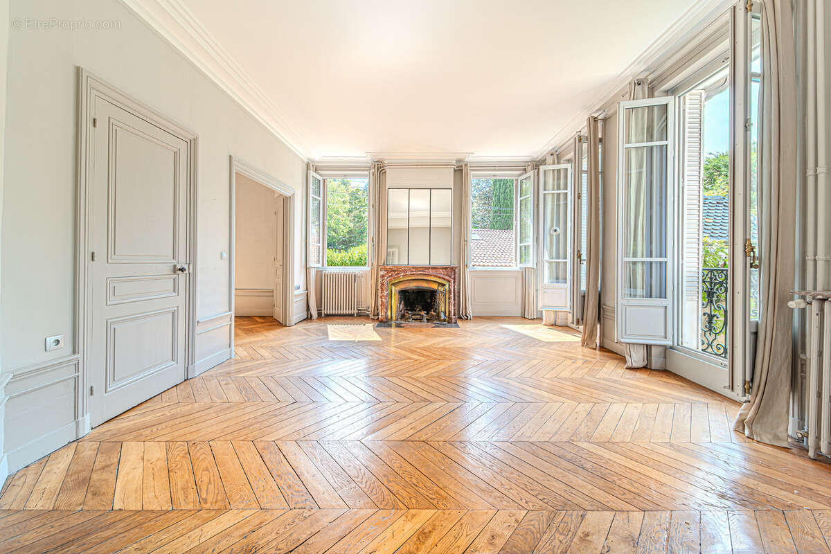 Belle demeure du xixᵉ siecle renovee 8 pieces 250 m2 caluire-et-cuire - photo 7