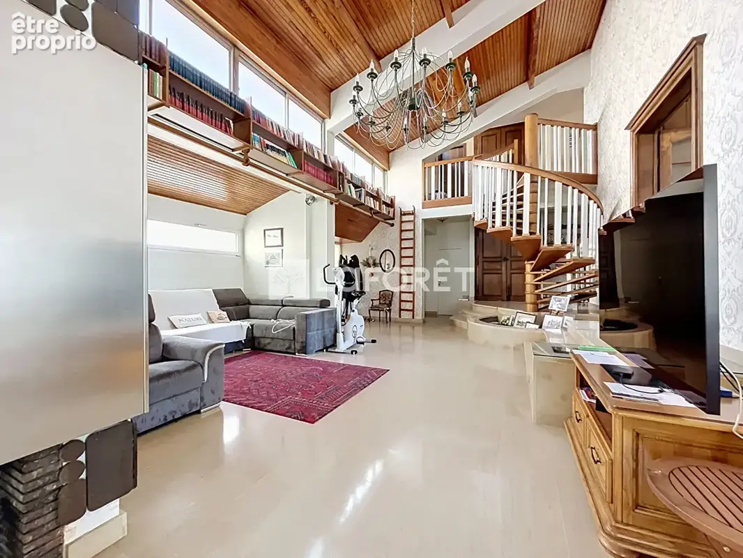 Maison familiale avec espace professionnel à Chaumont - photo 4