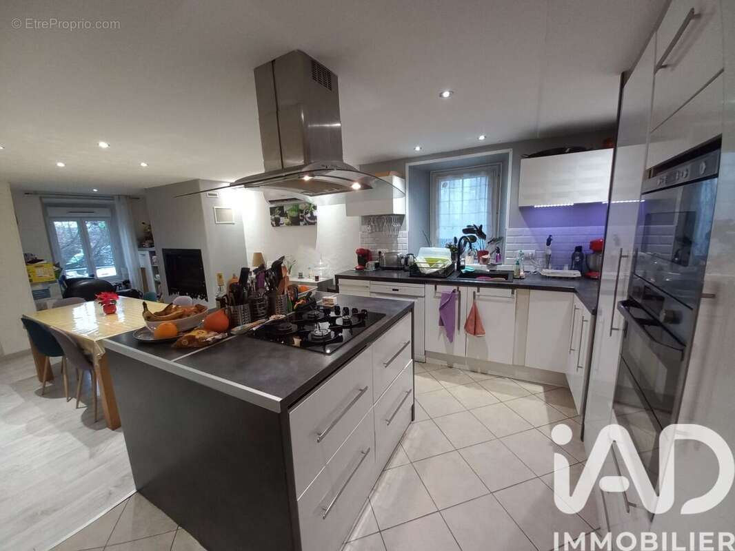 Photo 3 - Maison à BOISSY-LE-CHATEL