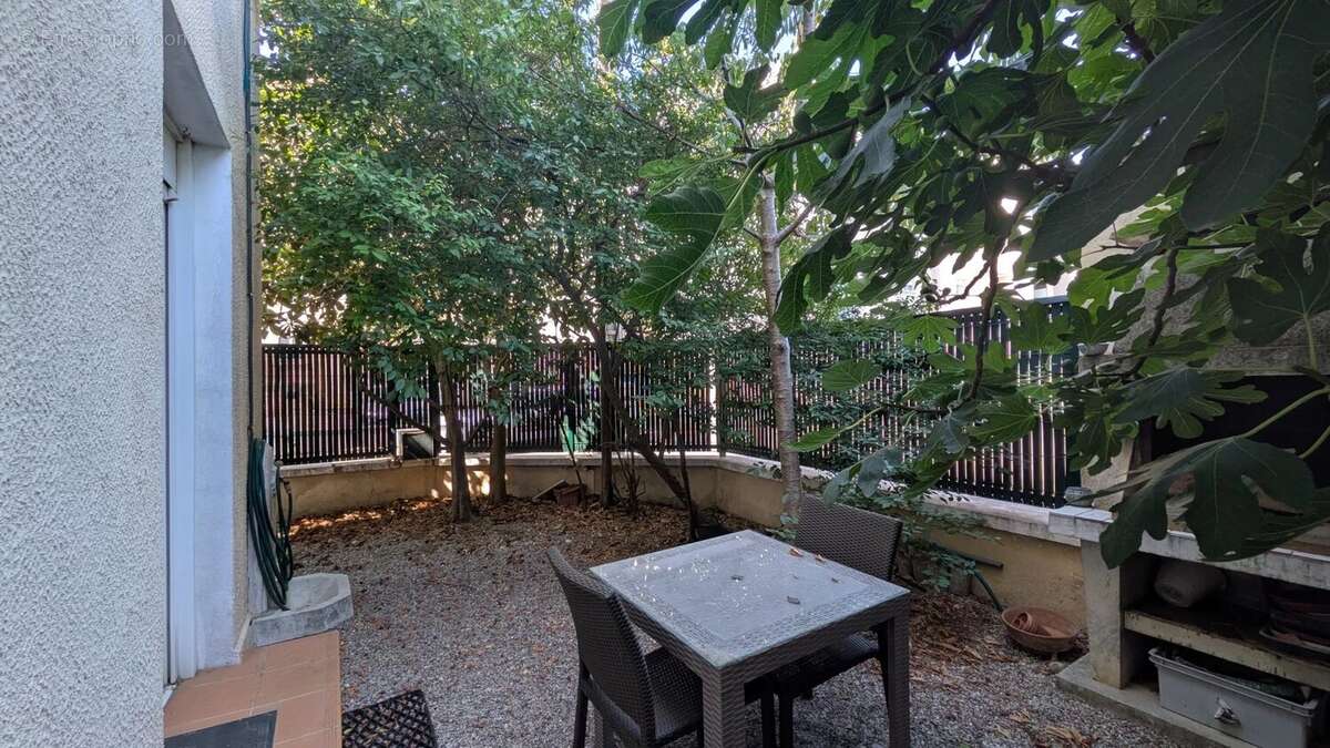 Maison de 3 chambres avec jardin et garage à Narbonne - photo 4