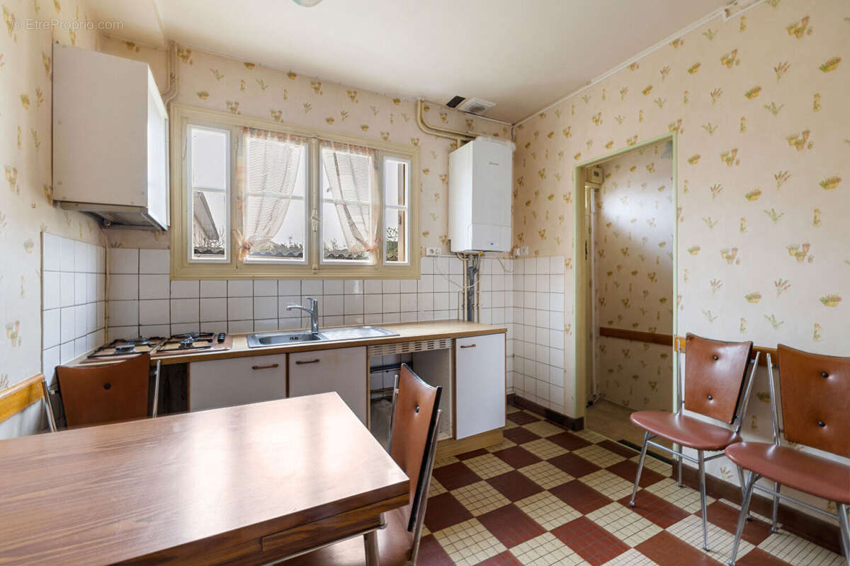 Maison à VILLENAVE-D'ORNON