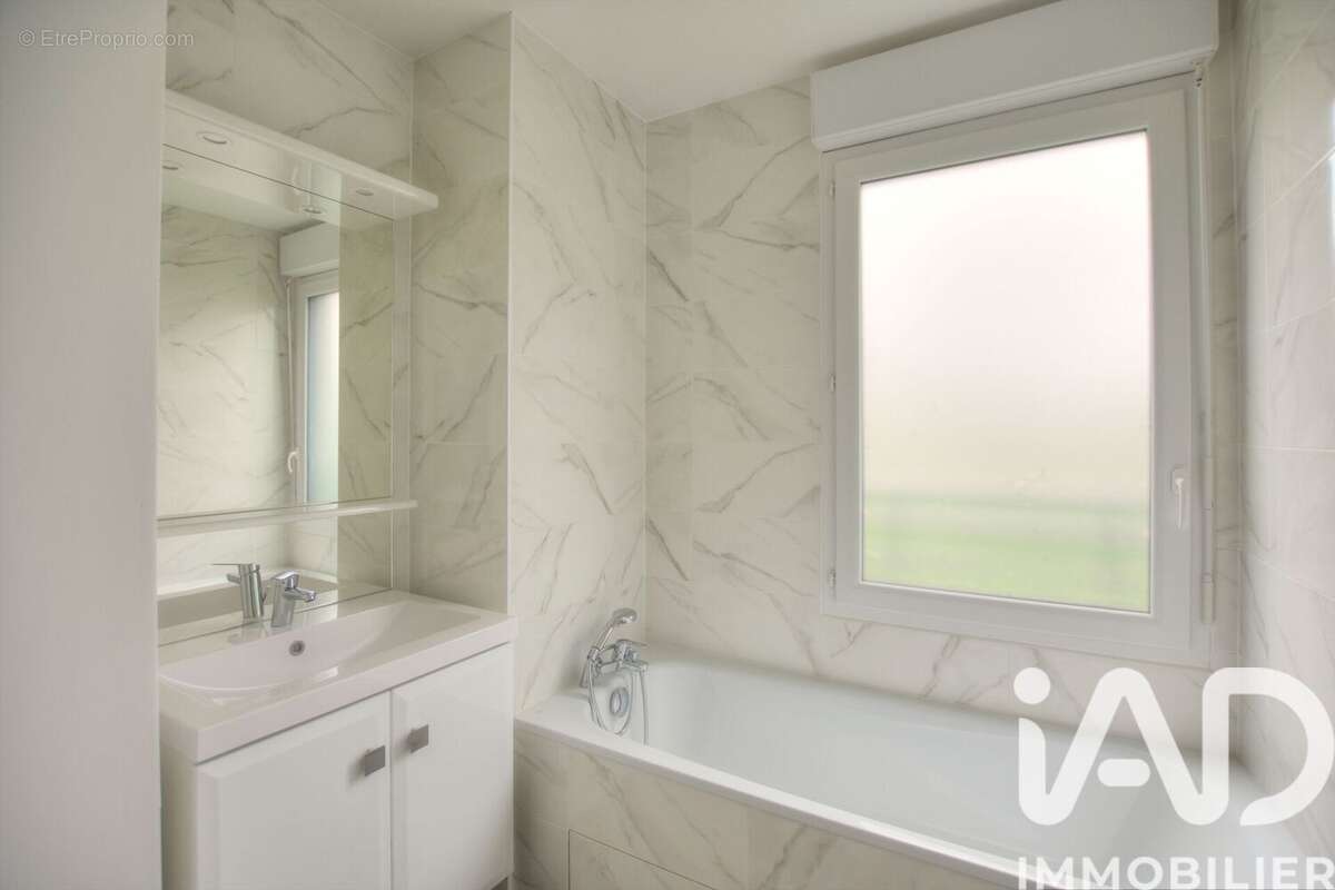 Photo 4 - Appartement à MENNECY