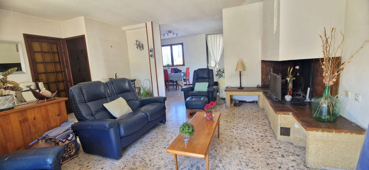 Cabestany -  proche médipôle -  villa  familiale sur 3 faces avec jardin et garage - photo 3