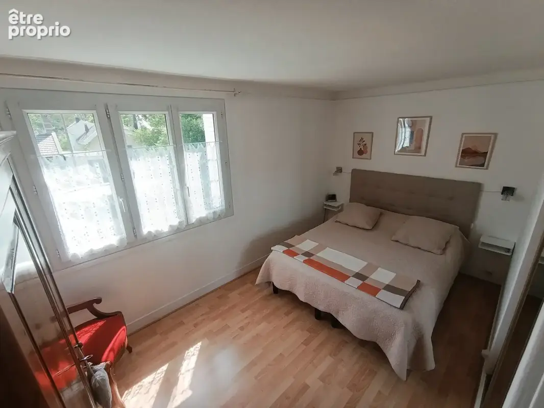 A VENDRE - ORSAY   Maison familiale lumineuse plein Sud avec jardin   7 pièces, d'environ 135,19 m2 au sol et - photo 13