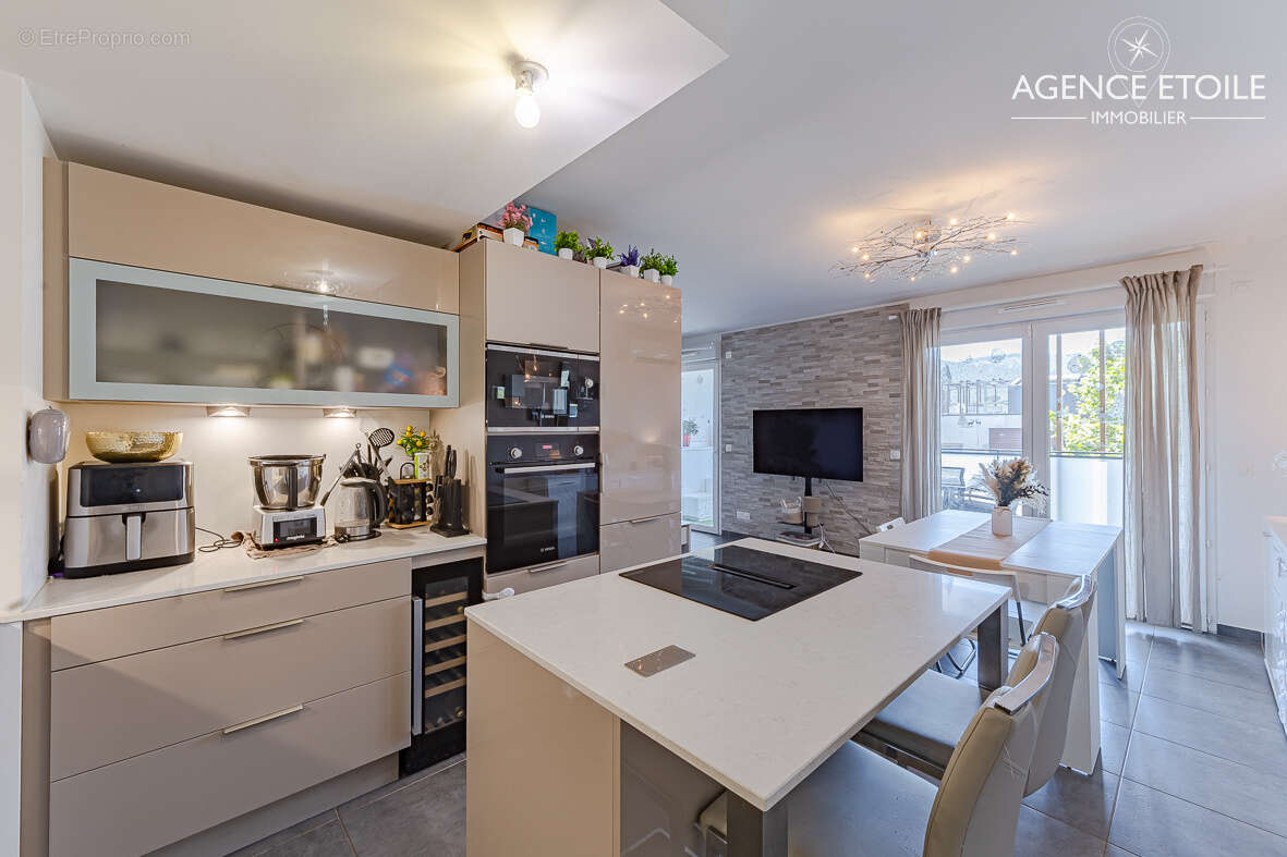 Appartement à MARSEILLE-11E