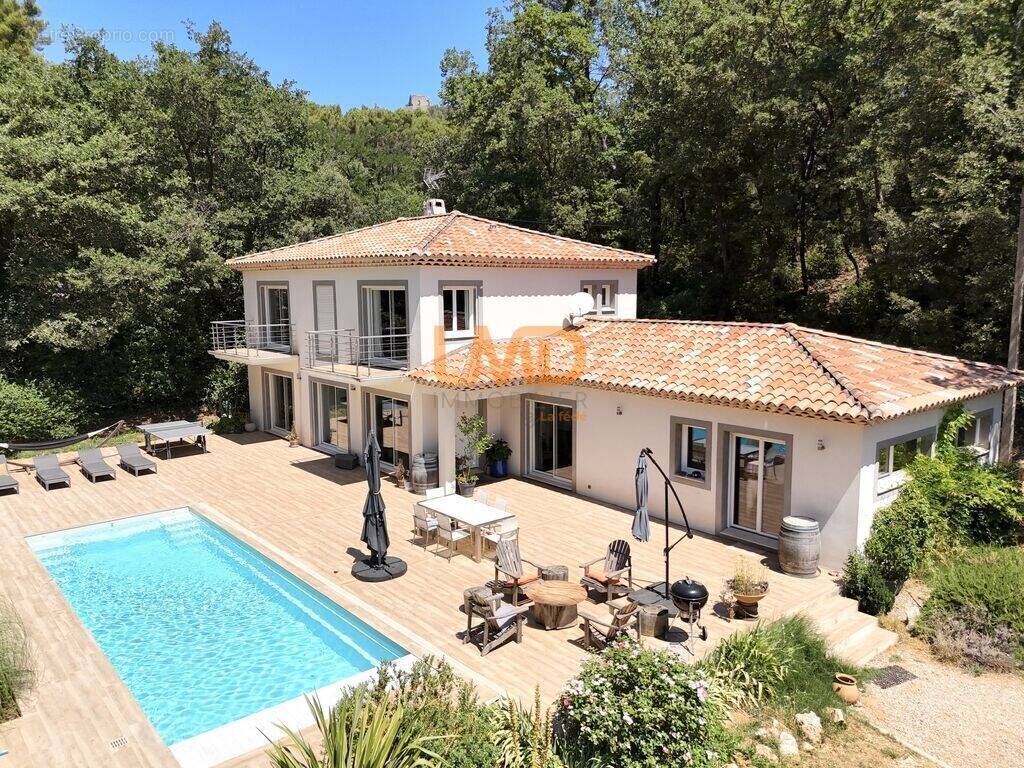 Maison à NANS-LES-PINS