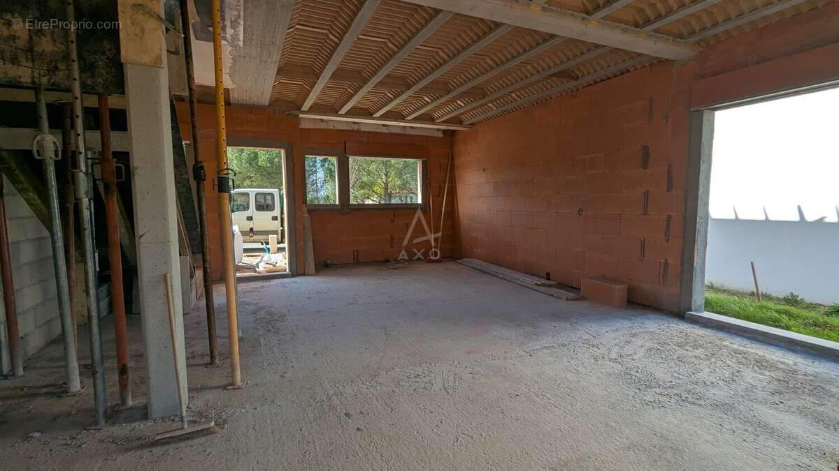 Maison à SAINT-GENIES-BELLEVUE