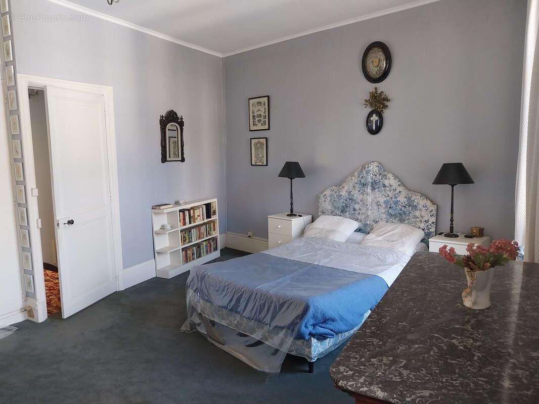 Maison à COGNAC