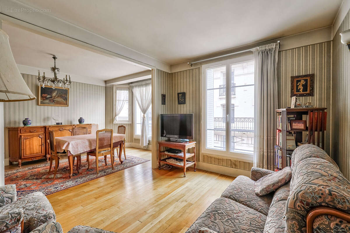 Appartement à SAINT-MANDE