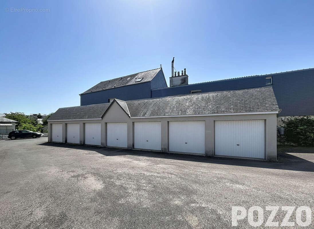 A Vendre - Vire Normandie - Maison 6 pièce(s) 119.5 m² - Vie de plain pied - Centre ville - photo 13