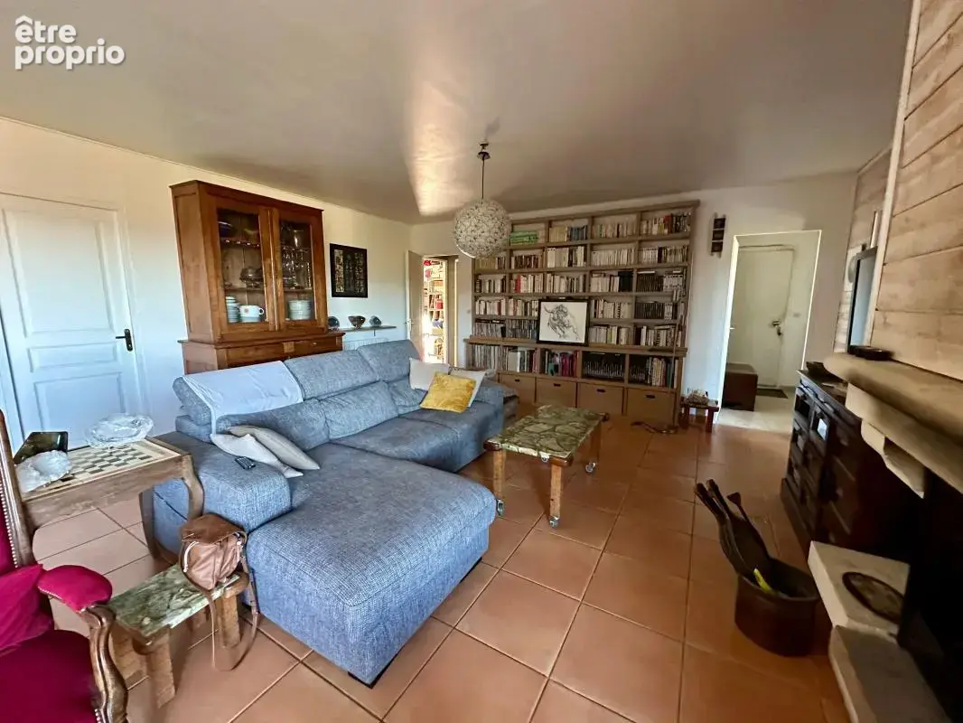 Propriété de caractère avec vue exceptionnelle – 230 m² habitables et plus de 500 m² de surfaces bâties - photo 4