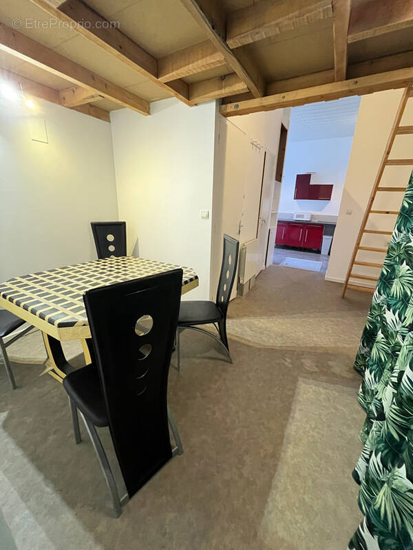 Appartement à SAINT-ETIENNE