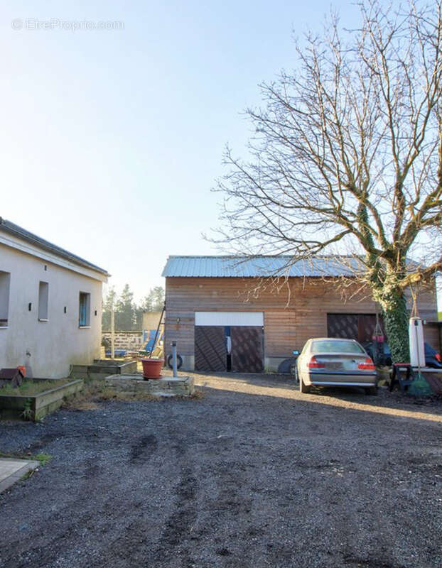 Maison à SIMANDRES