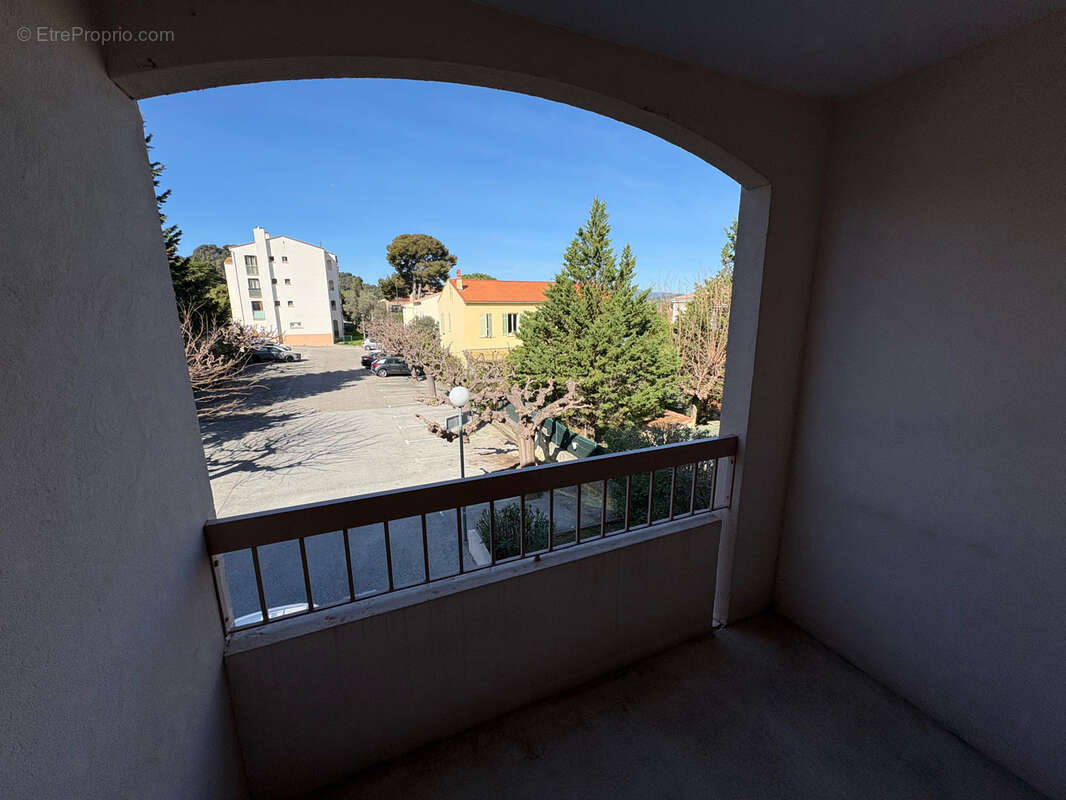 Appartement à HYERES