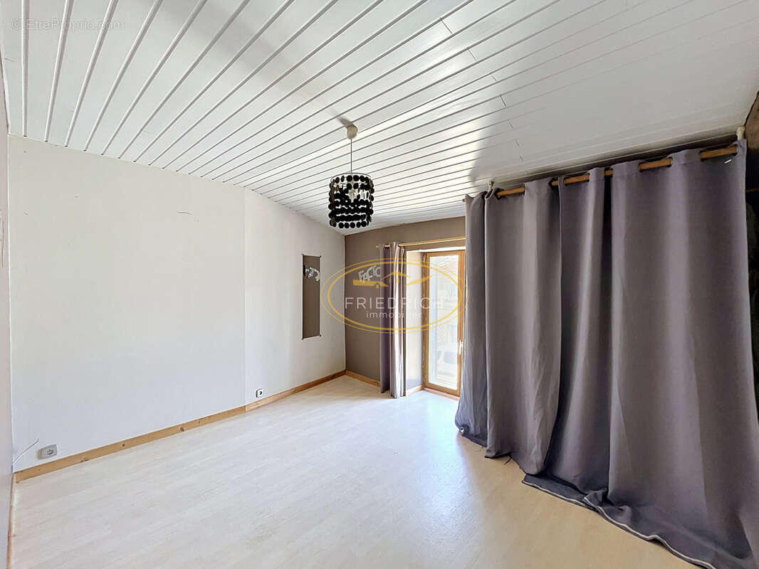 Maison à RESSON