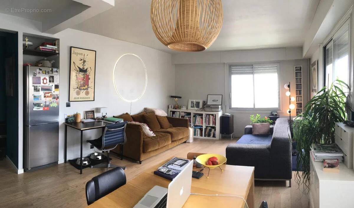 Appartement à PARIS-18E