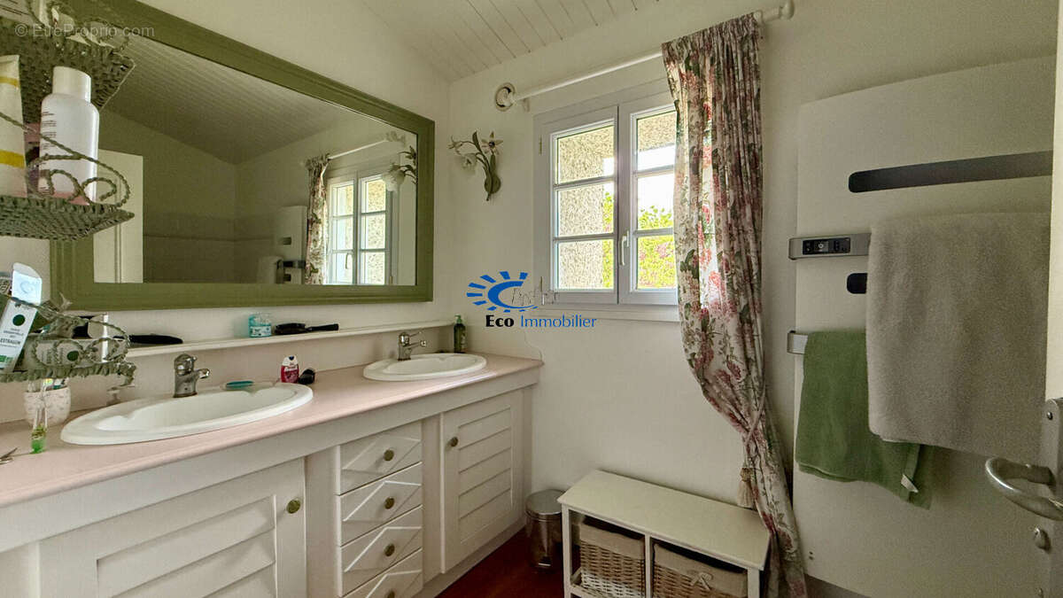 Maison à LA ROCHELLE