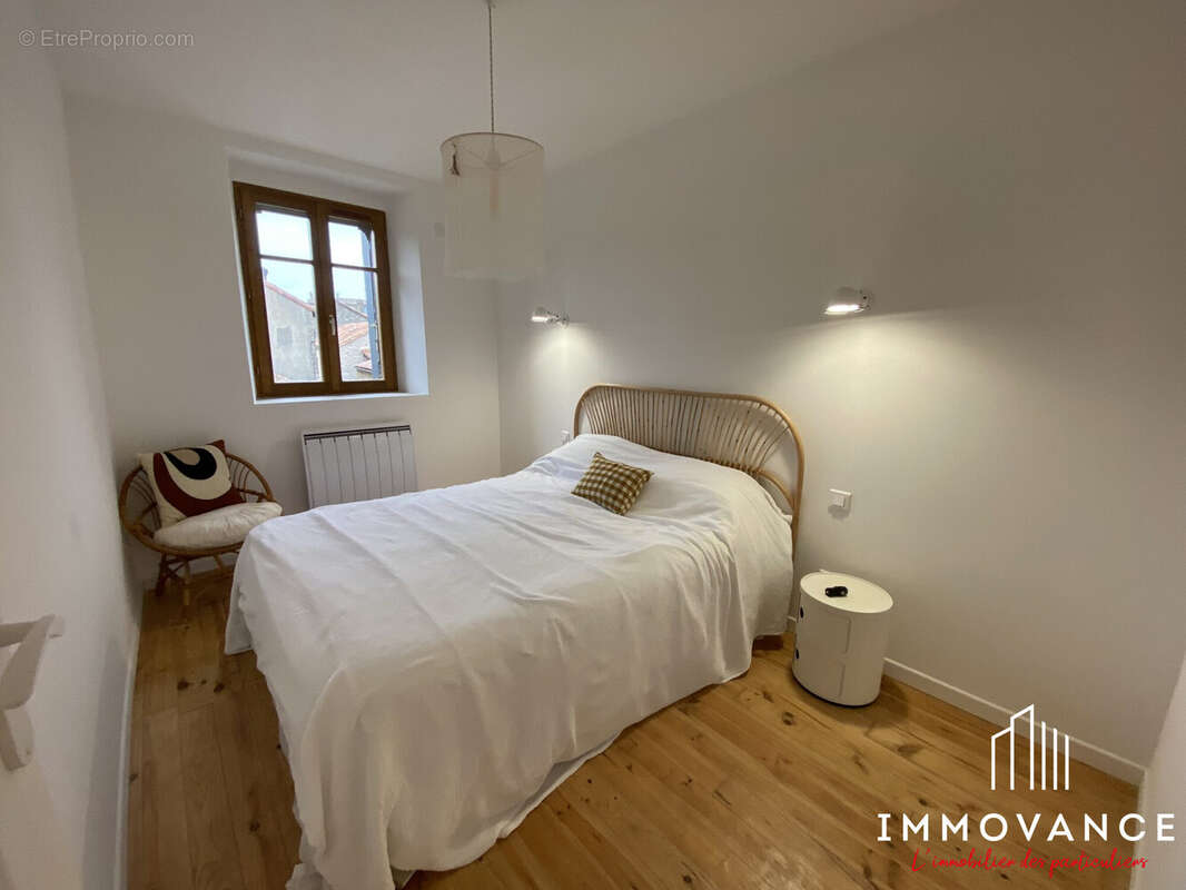 Maison à SAINTE-EULALIE-DE-CERNON