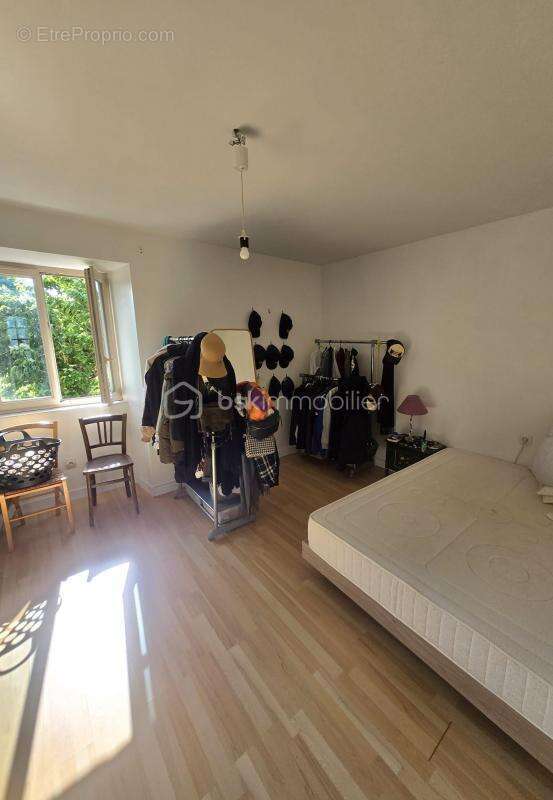 Maison à MARTIGNE-SUR-MAYENNE