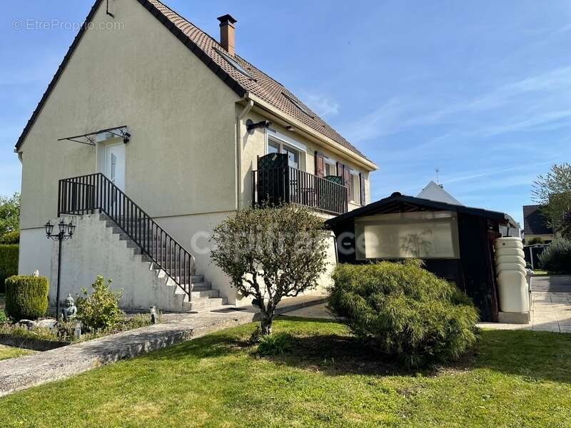 Maison à TERGNIER