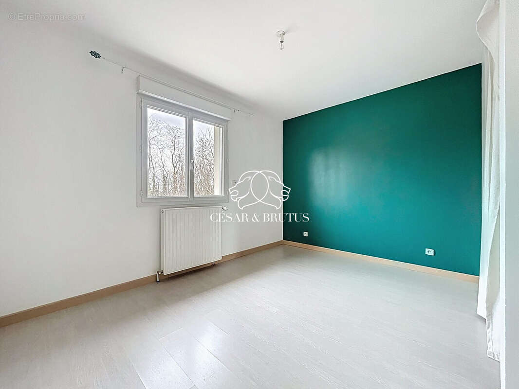 Maison à VILLEFONTAINE