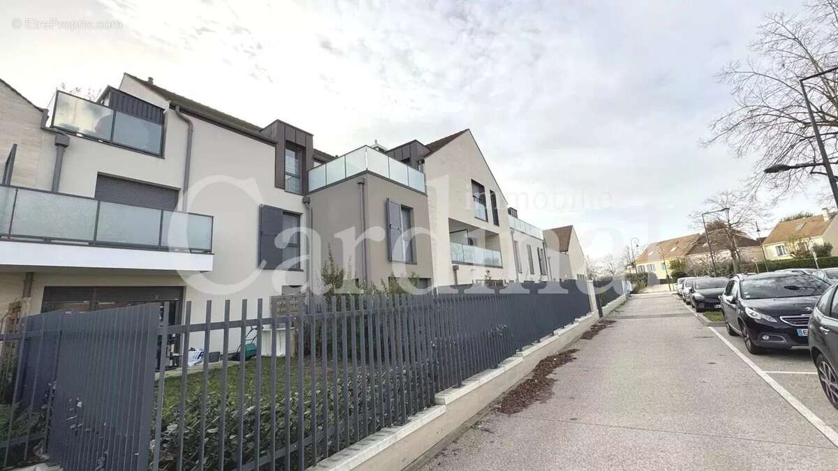 Appartement à NOISY-LE-ROI