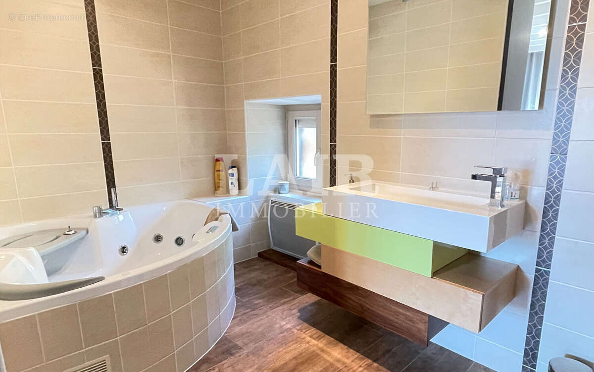 Maison à ASSE-LE-BOISNE