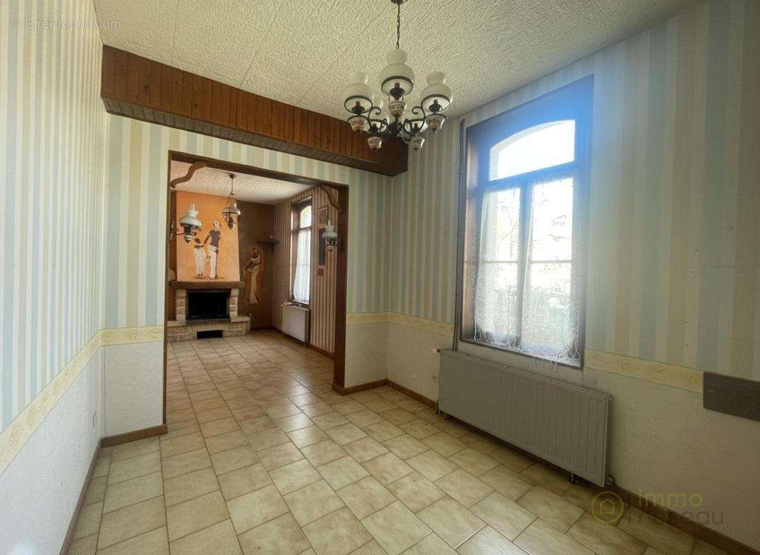 Maison 113 m² à Corbie  - photo 4