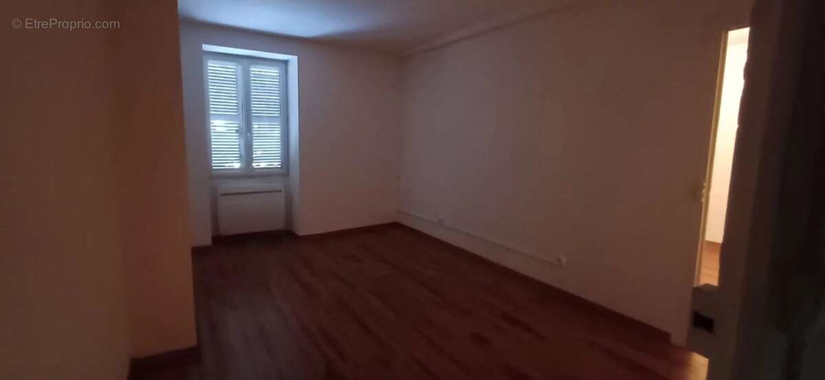 Maison à MONTALIEU-VERCIEU