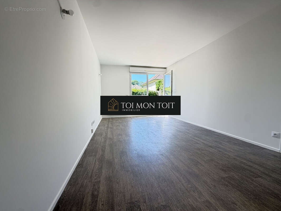 Appartement à SURVILLIERS
