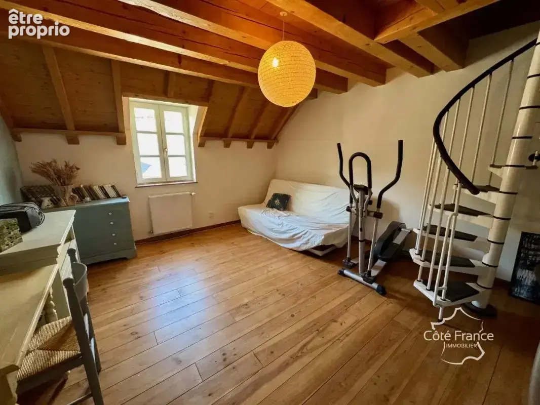 Très charmante maison de village (2009) avec piscine et jard - photo 13